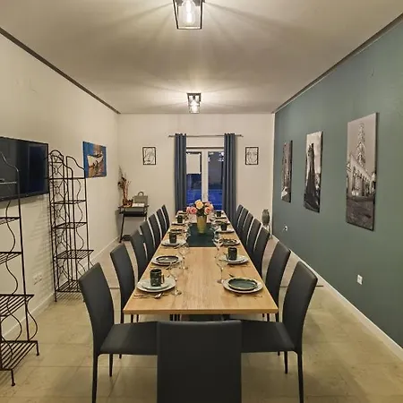 Вилла Pitunitum With Private Heated Pool